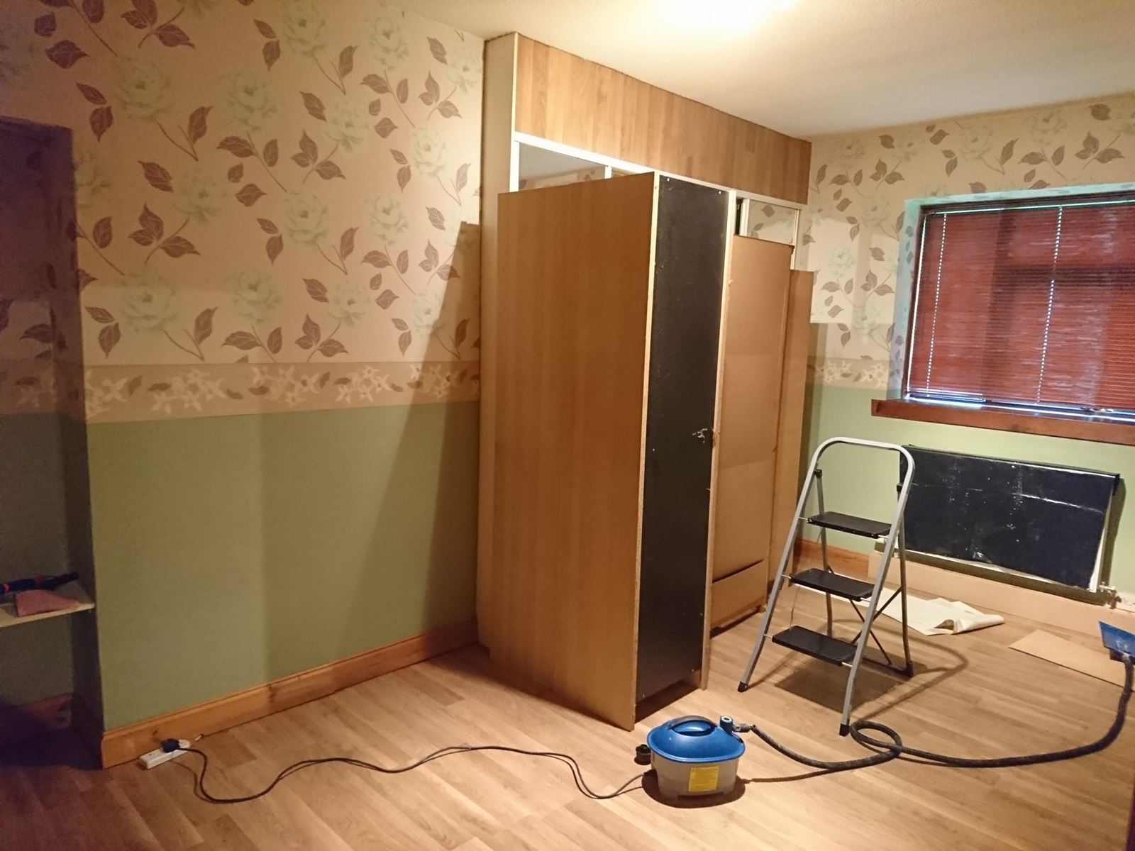 plastering-contractors-Edinburgh-insulation-installation-Edinburgh