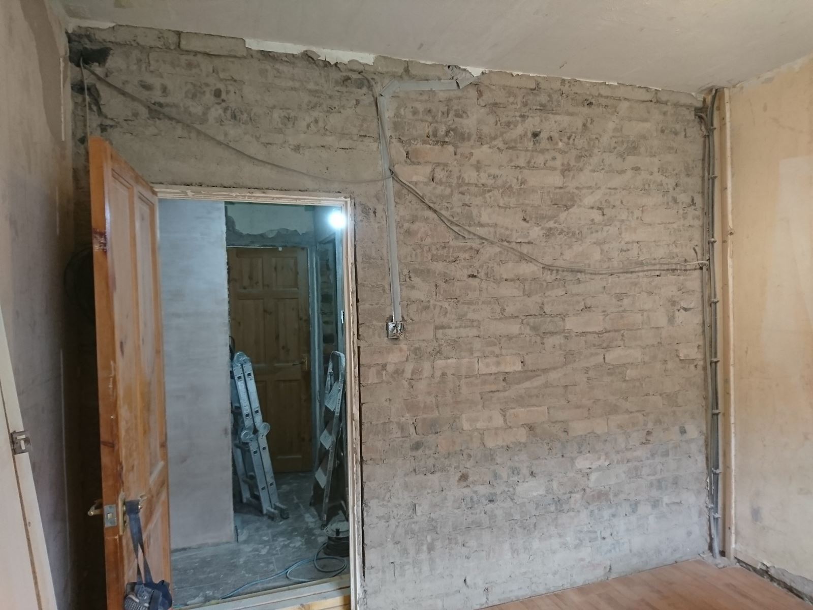 plastering-companies-Edinburgh-rendering-company-Edinburgh