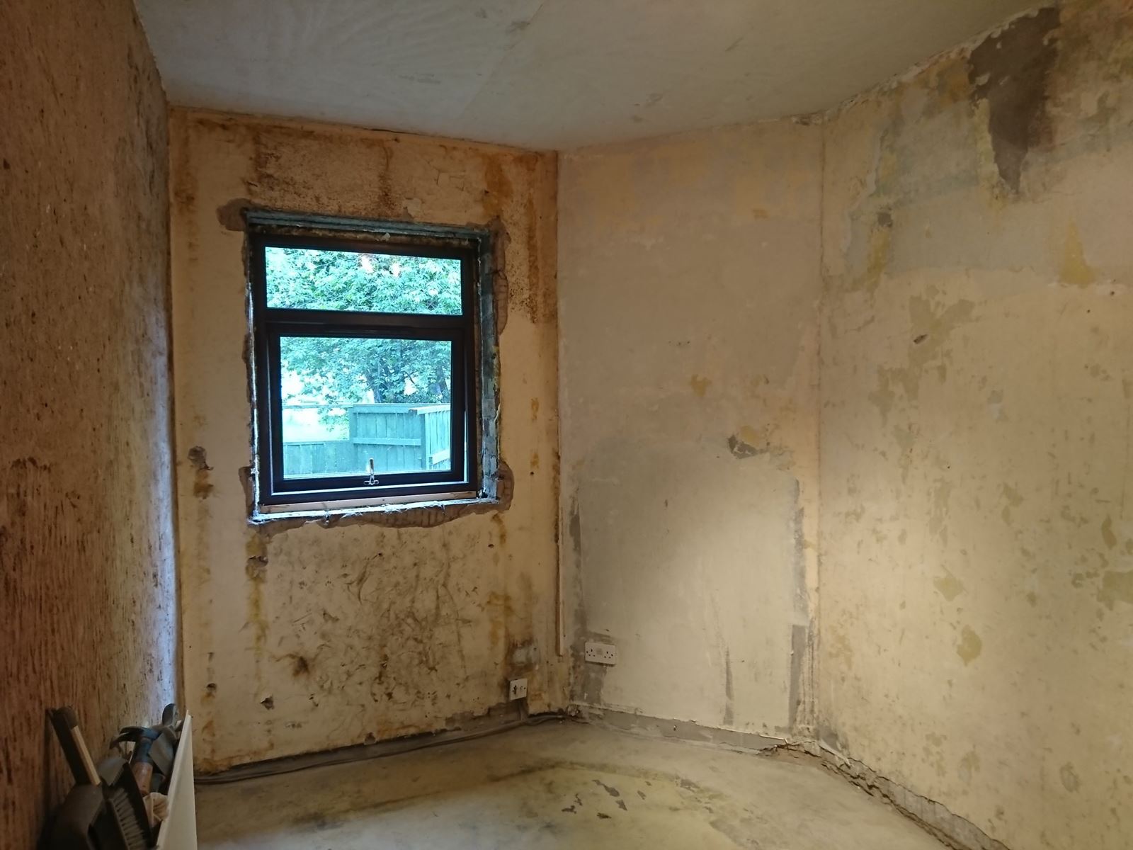 house-rendering-Edinburgh-rendering-a-wall-Edinburgh