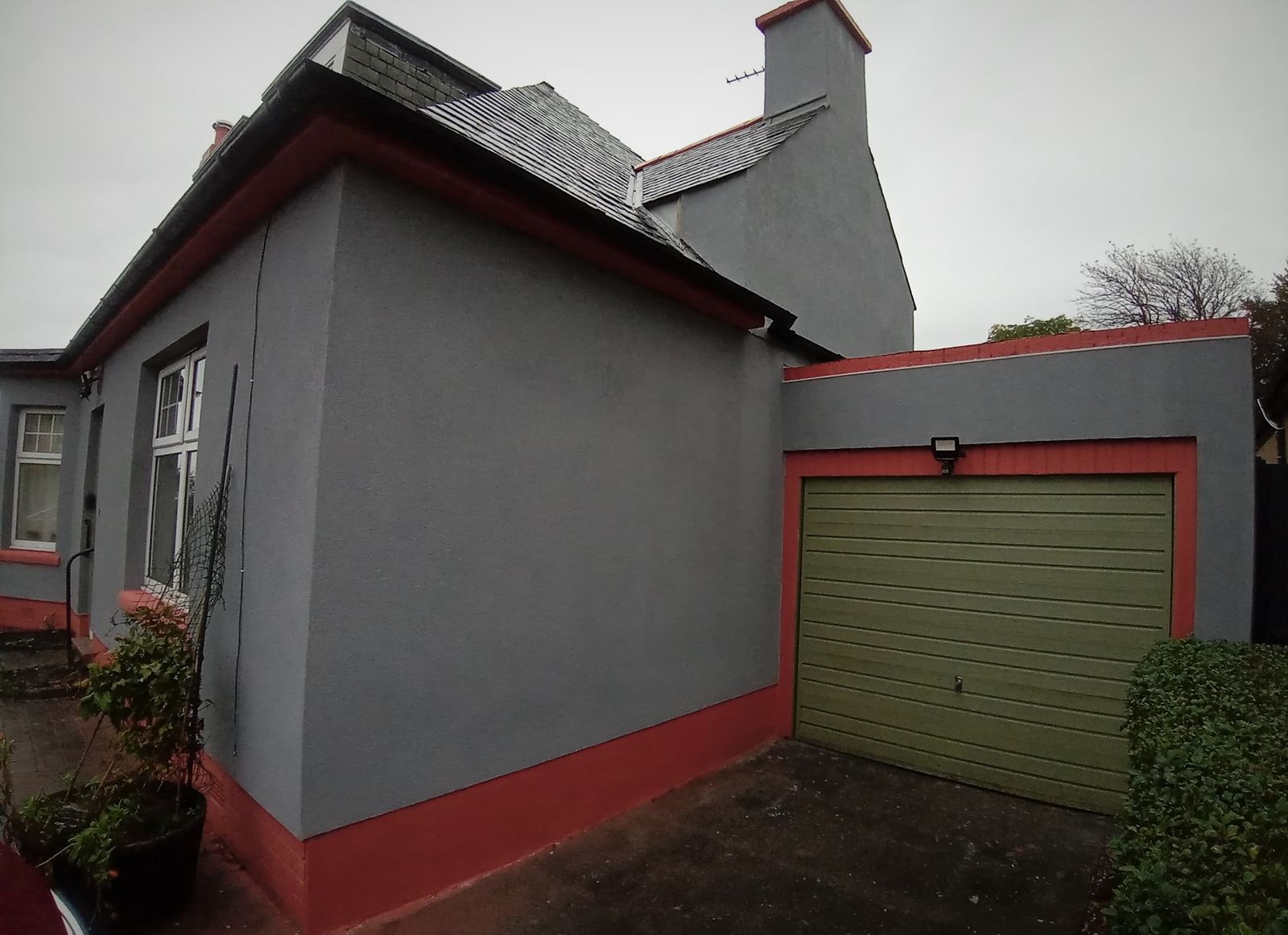 solid wall insulation Edinburgh on the house exterior
