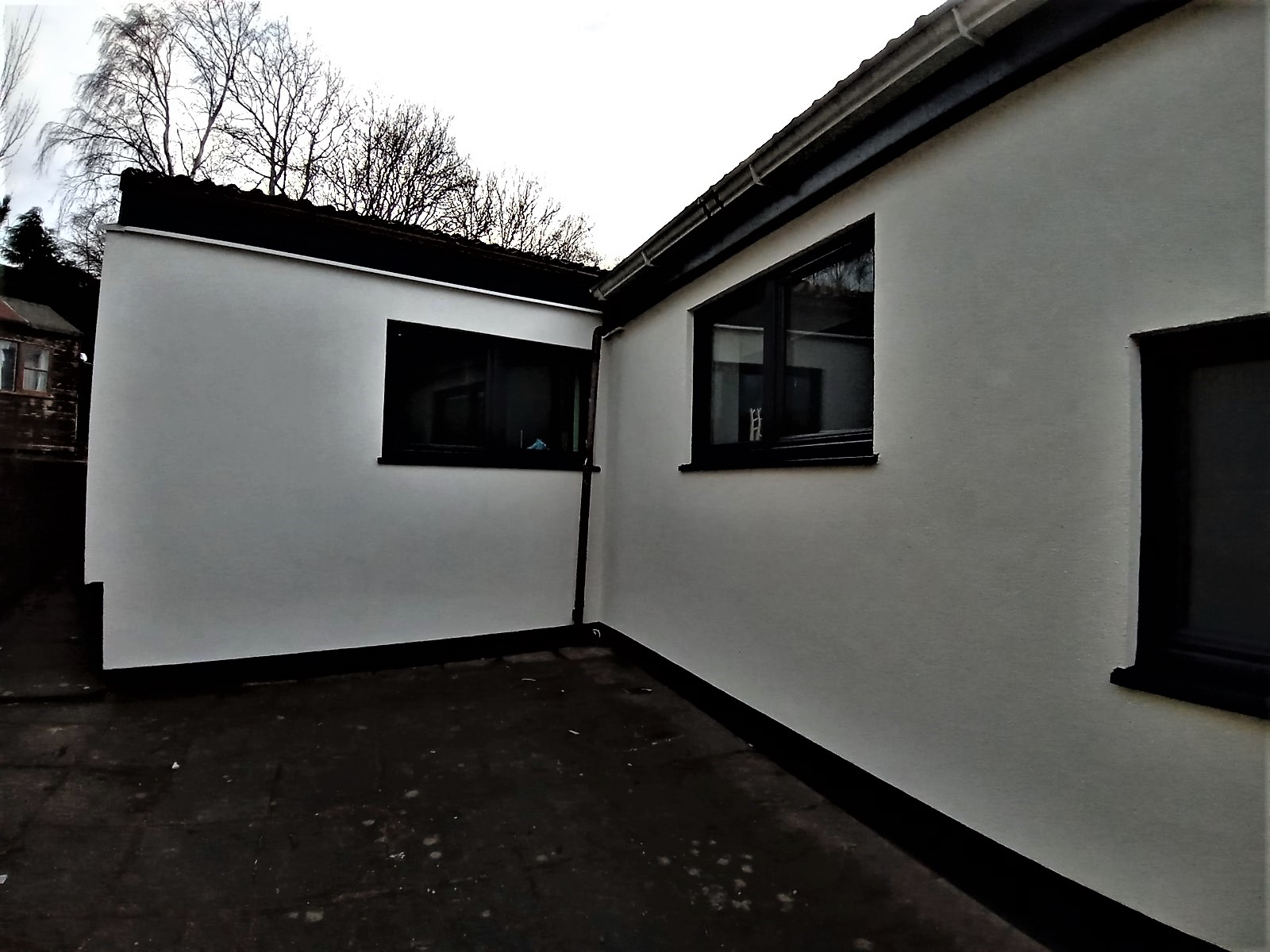 clean corner after roughcasting Edinburgh