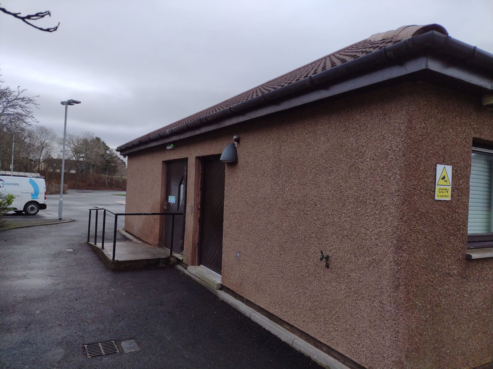 gable corner showing external wall insulation edinburgh