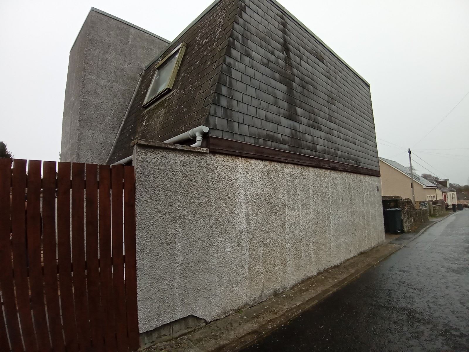 side wall after roughcasting Edinburgh