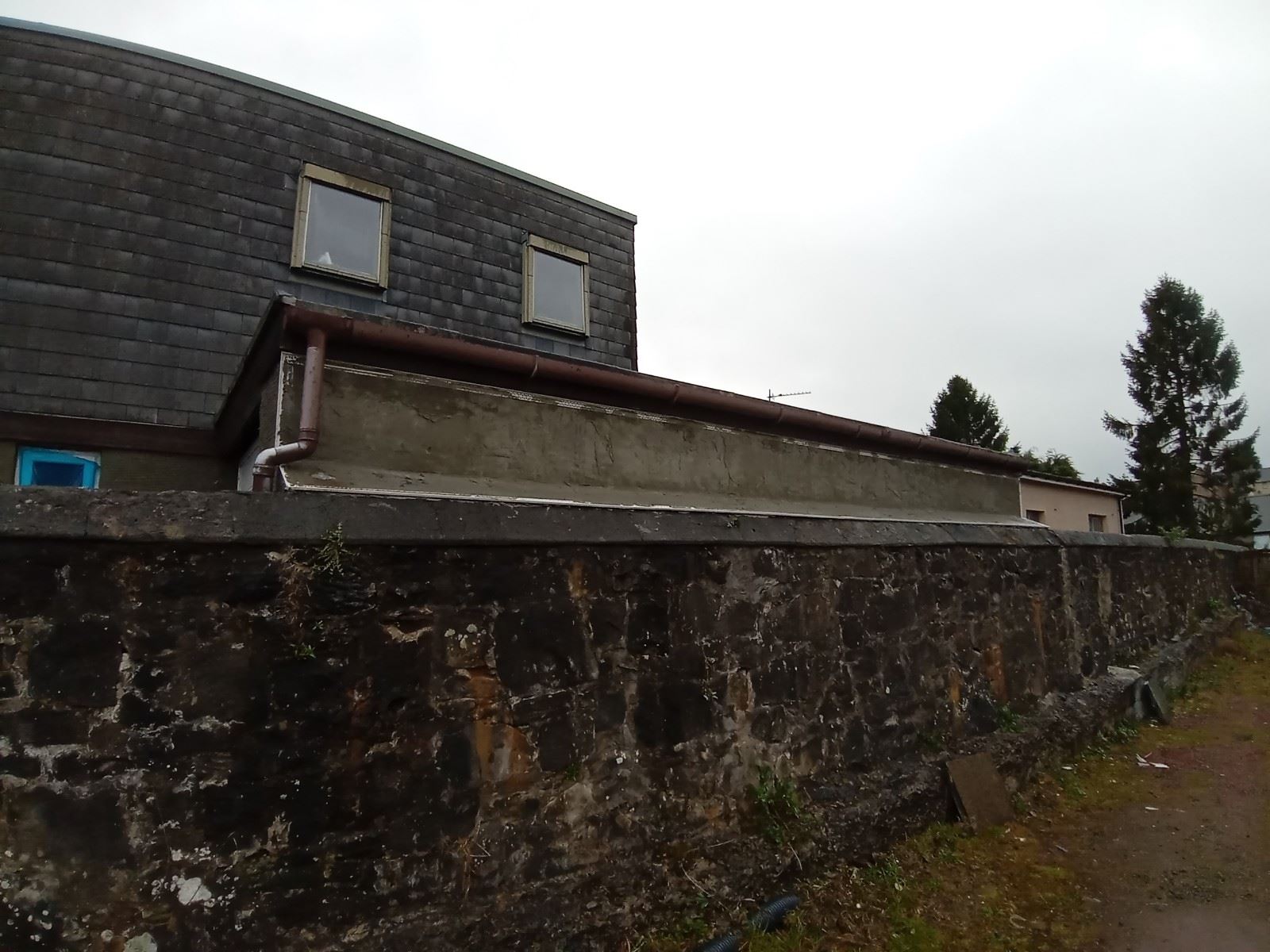 long stone boundary for rendering edinburgh