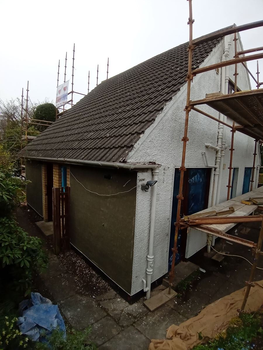 small extension coated with insulation edinburgh