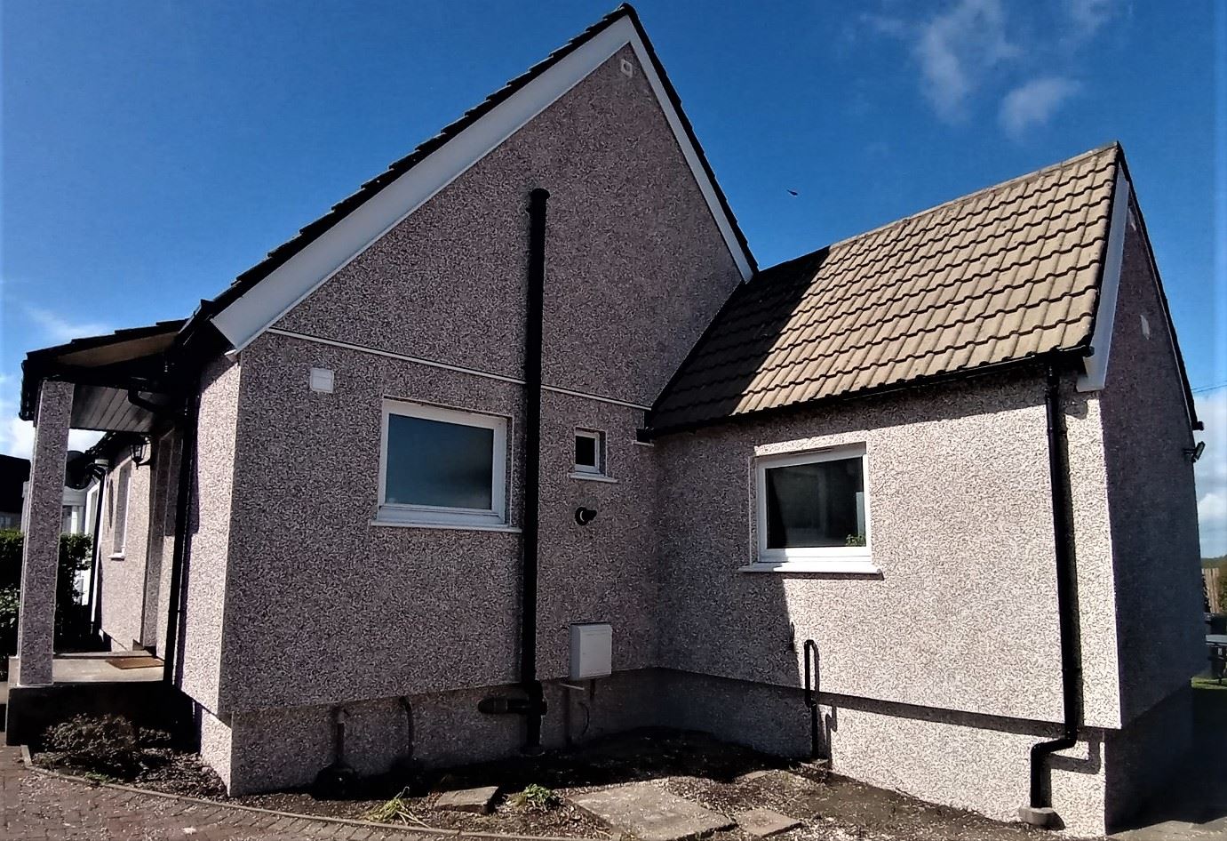 external wall insulation Edinburgh on gable wall with dormer
