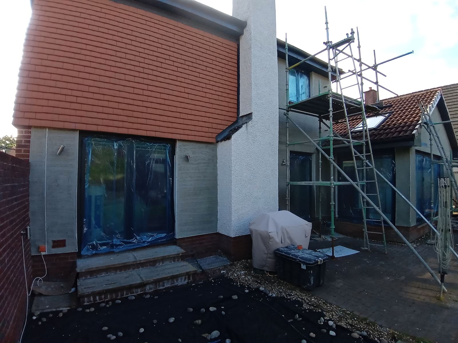 solid wall insulation Edinburgh on extension wall with timber cladding