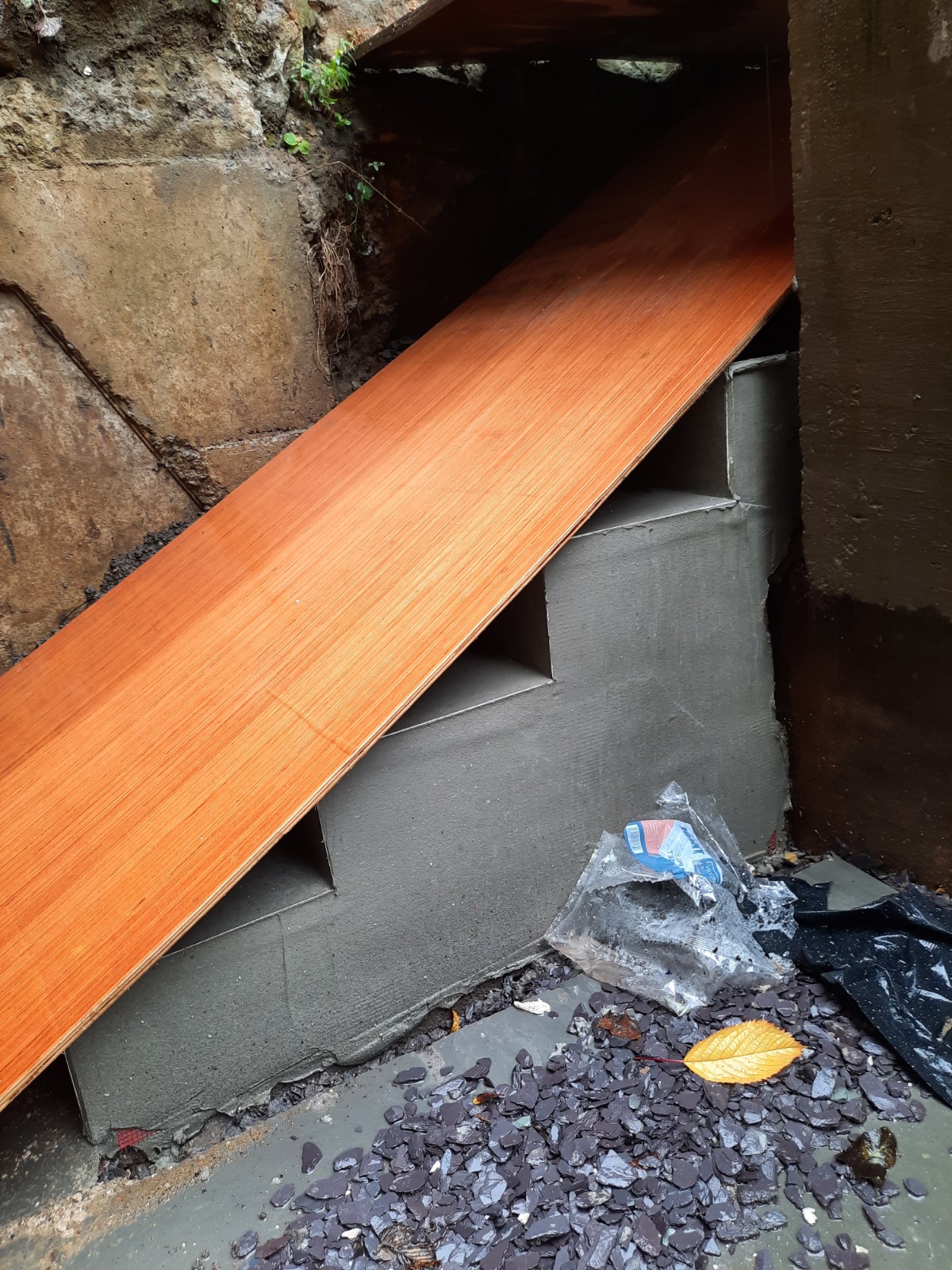 house rendering Edinburgh with new insulation boards installed