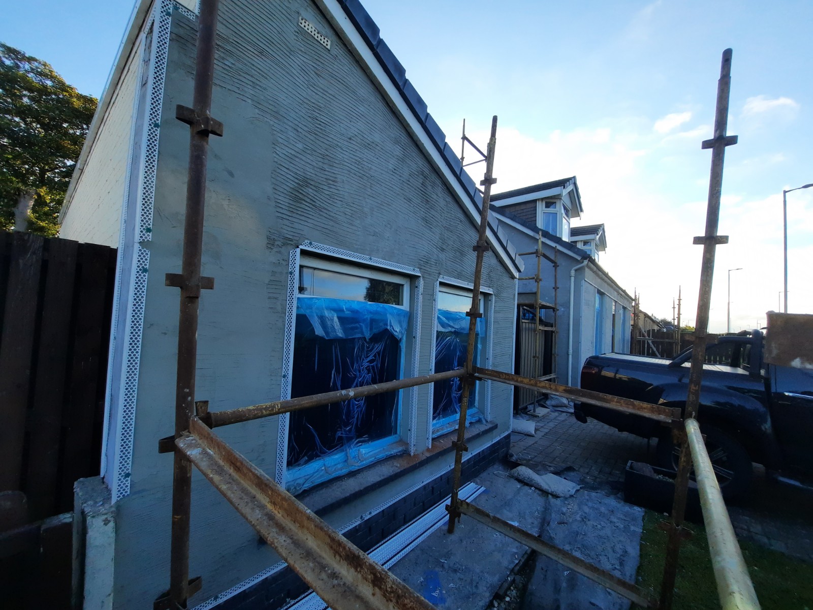 scaffolding set up for roughcast render repair
