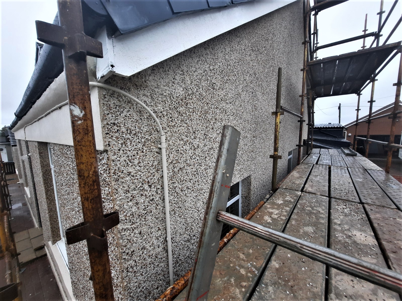 gable end refinished with solid wall insulation Edinburgh