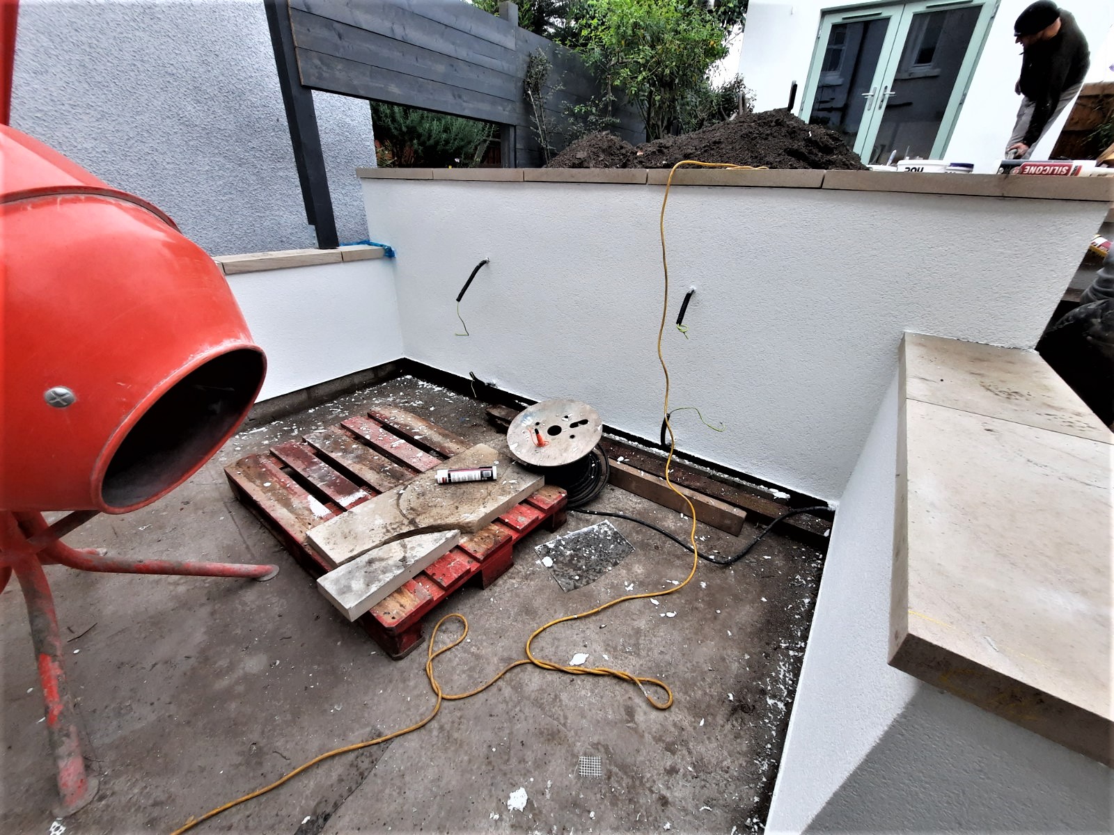 side path boundary showing roughcast render repair