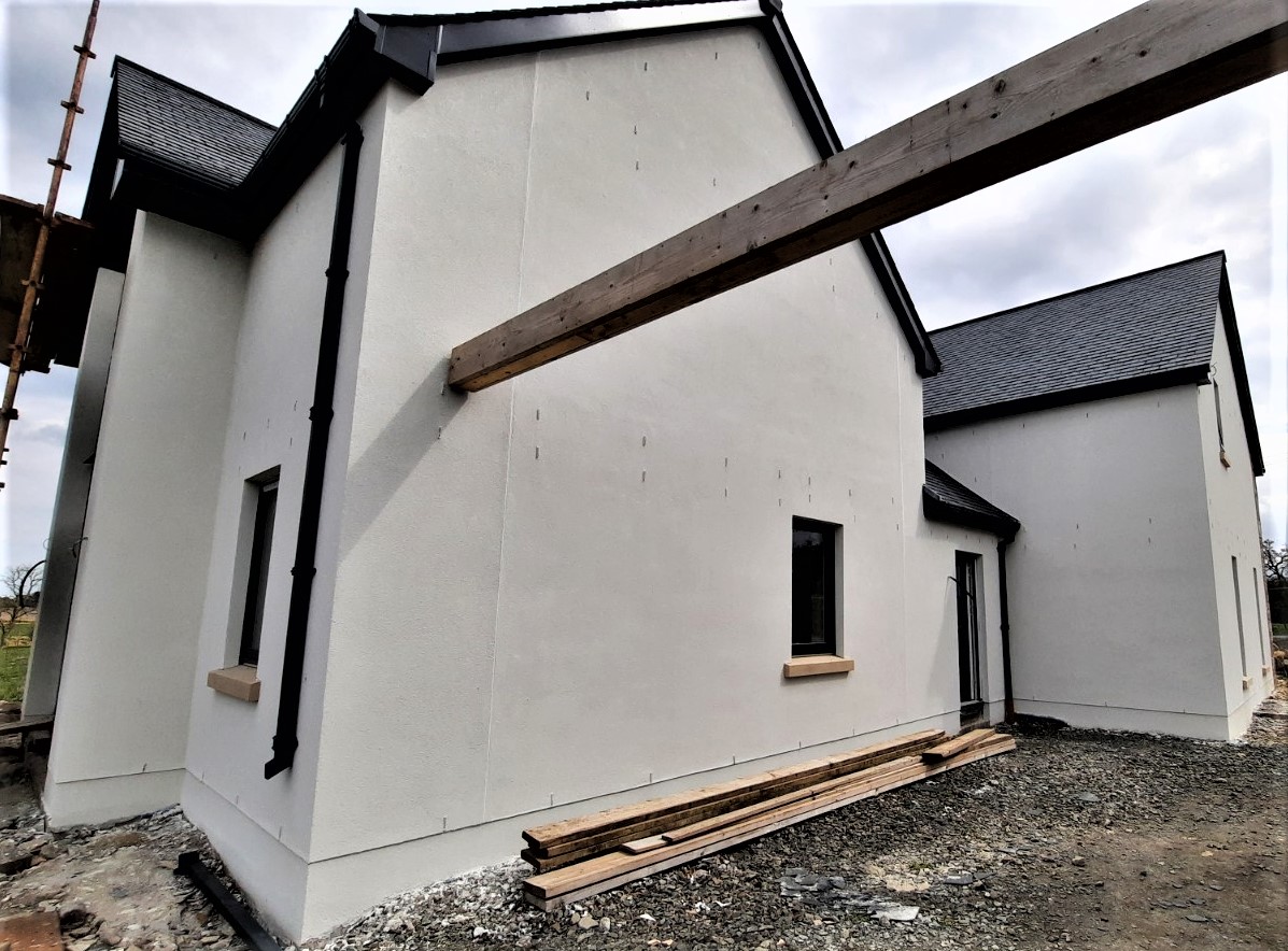 fresh corner wall done by roughcaster Edinburgh