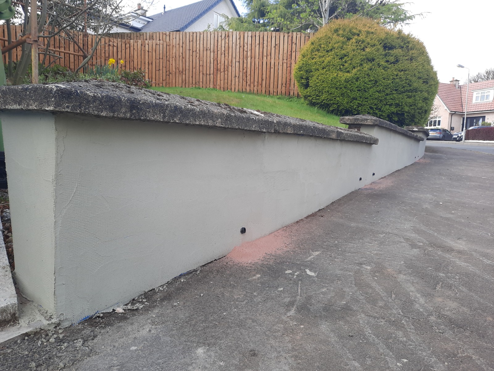 long driveway wall with external wall insulation Edinburgh