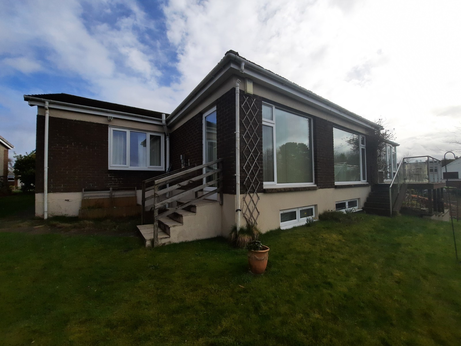 external wall insulation Edinburgh on low gable wall section