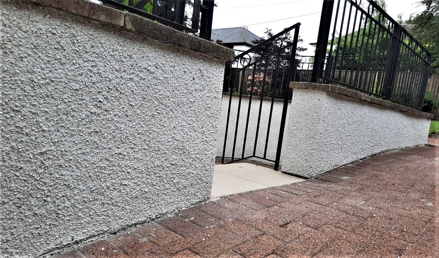 solid wall insulation Edinburgh on garden gate boundary wall