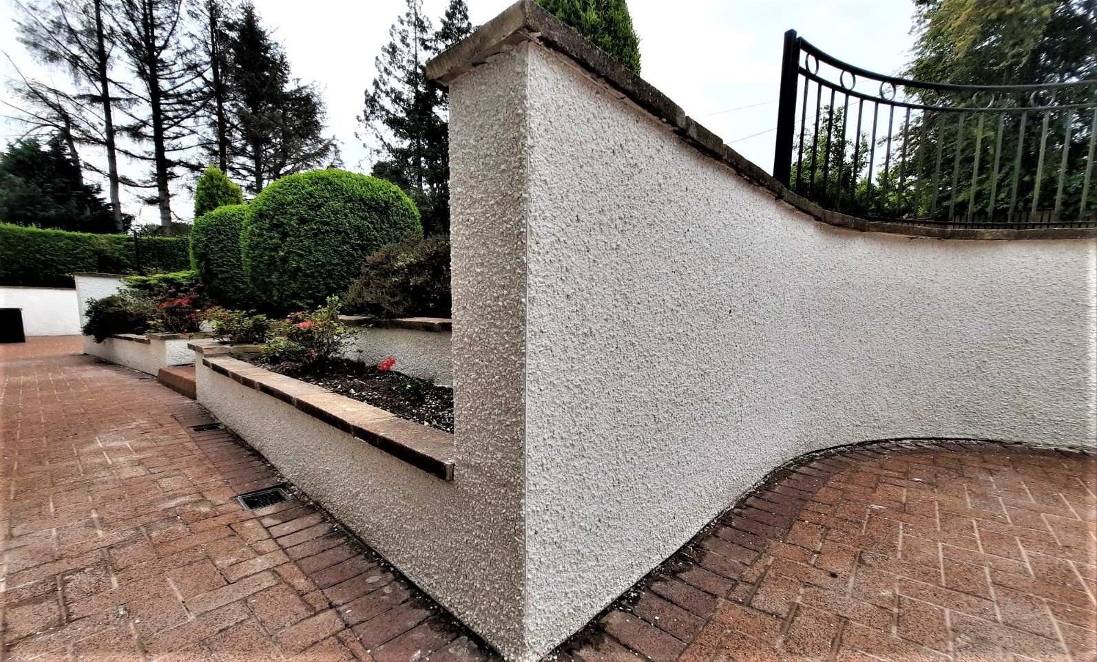 external wall insulation Edinburgh on step riser wall section