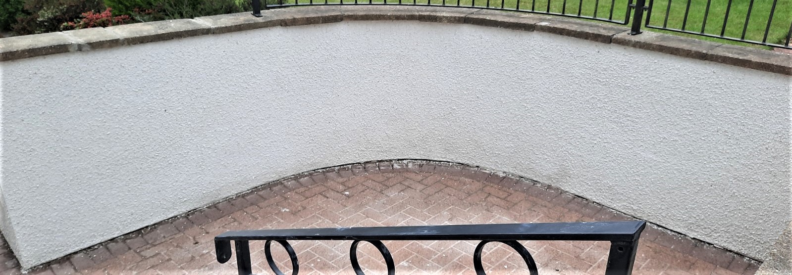 external wall insulation Edinburgh applied to curved entrance wall