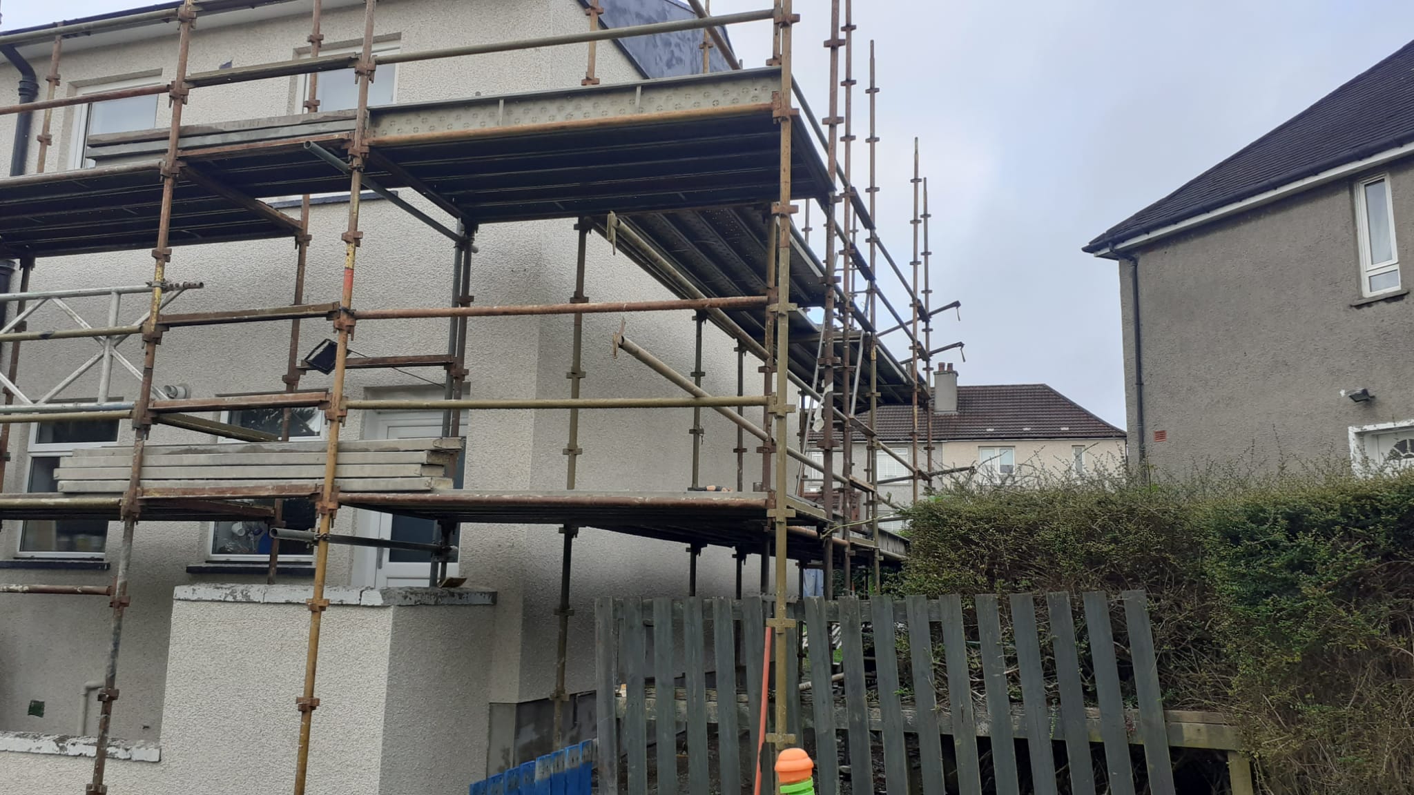 Insulation Edinburgh beneath render on ground floor wall
