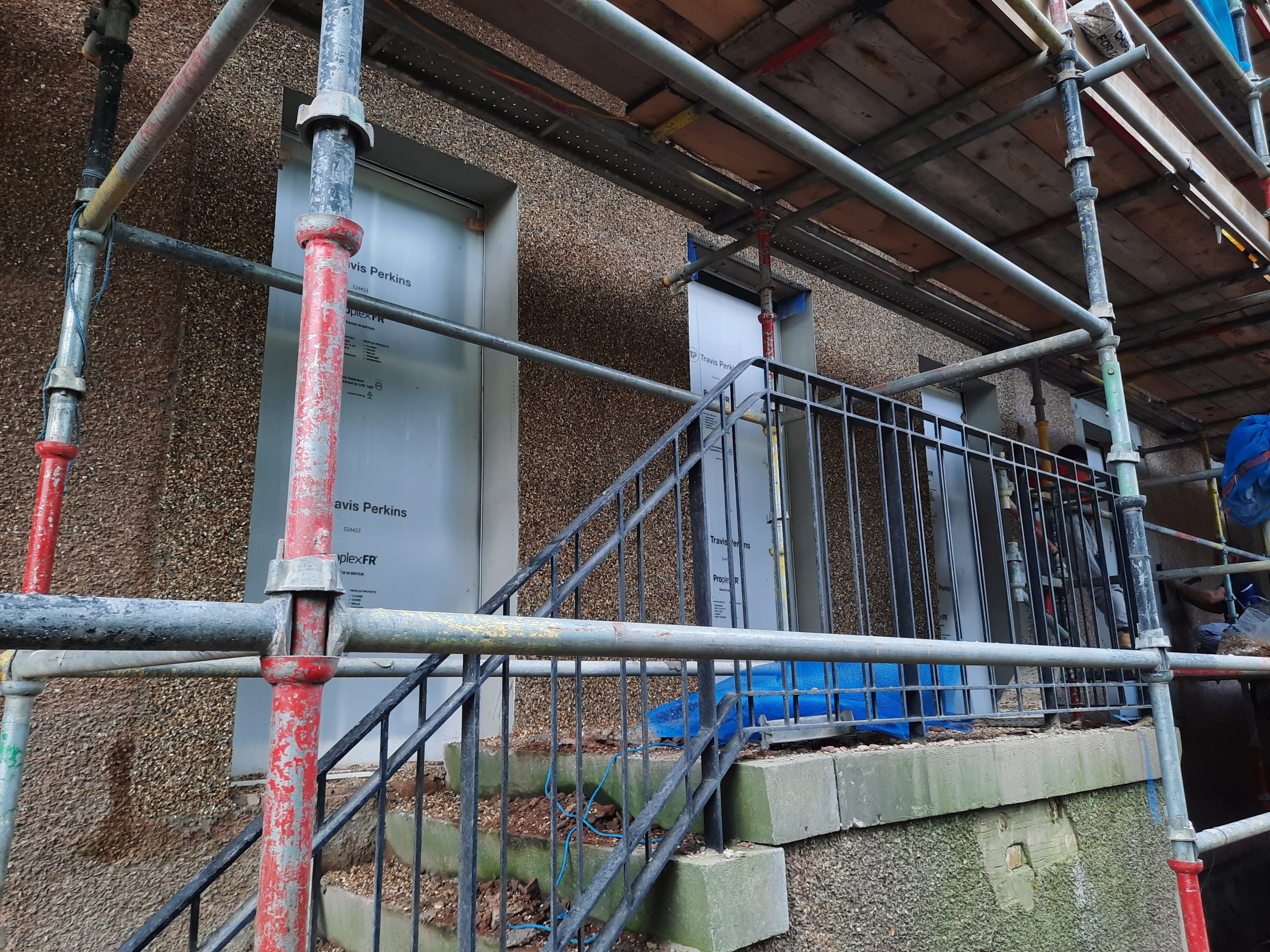 external wall insulation Edinburgh applied on scaffolded façade