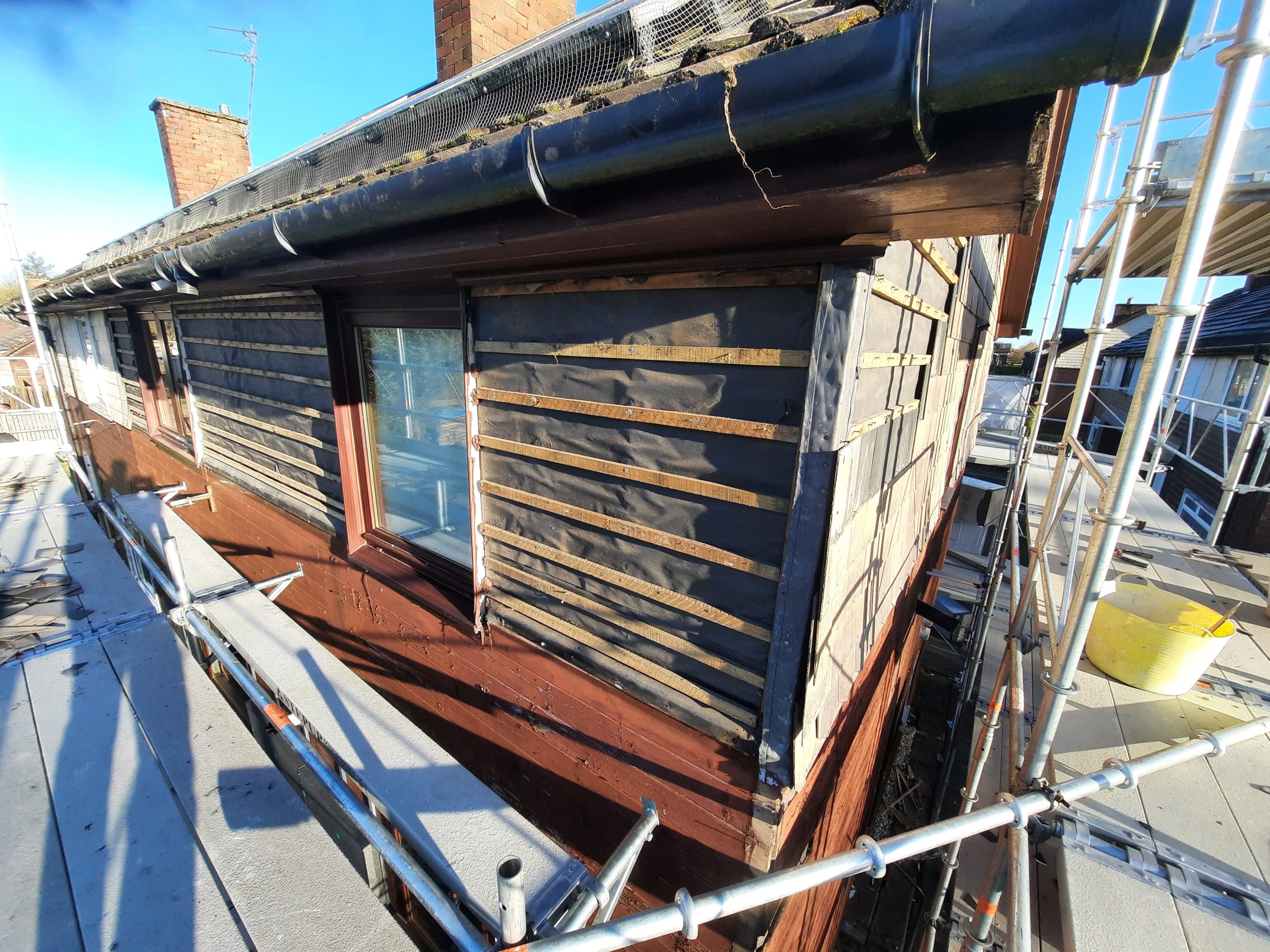 external wall insulation Edinburgh detail under roofline