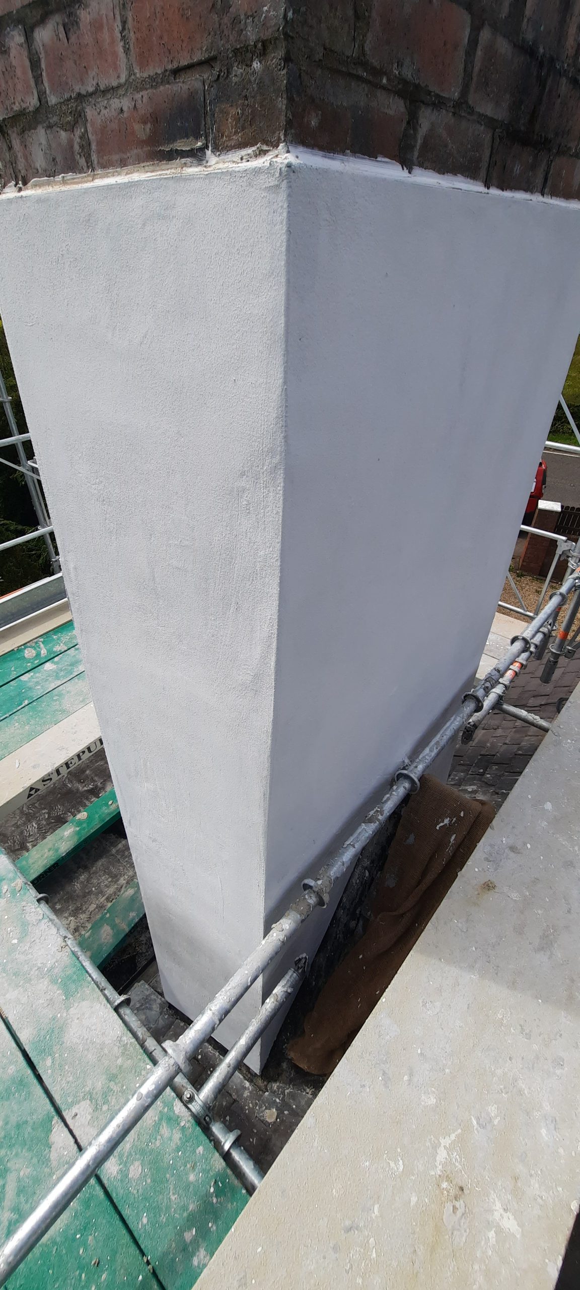 solid wall insulation Edinburgh installed on scaffolded roof area