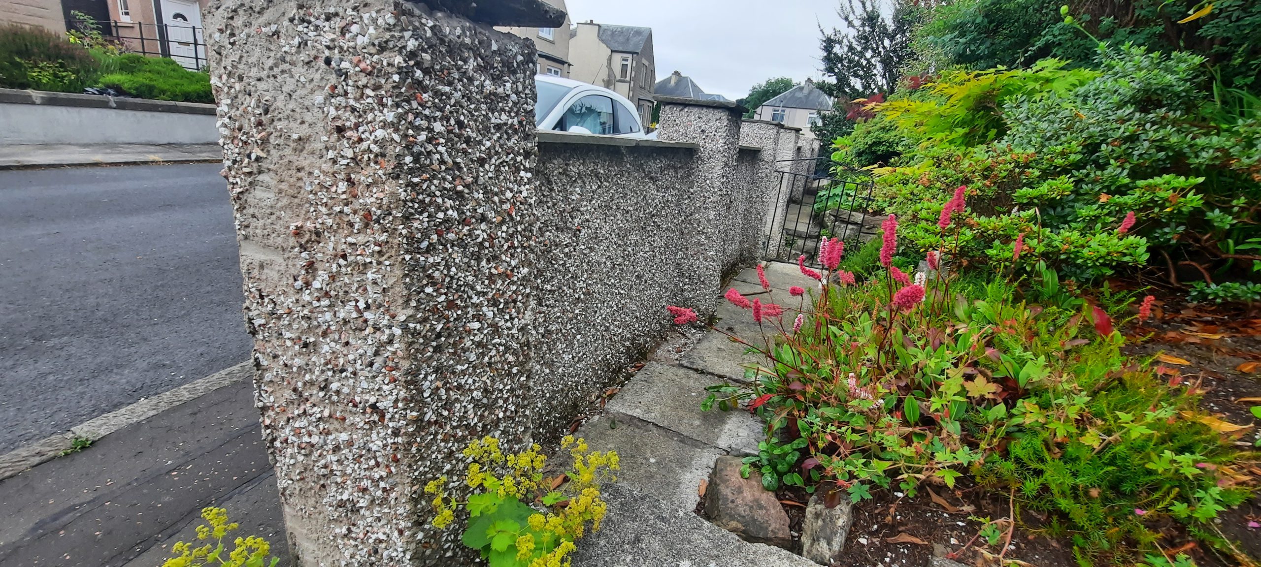 Rendering Edinburgh on pebbledash boundary section