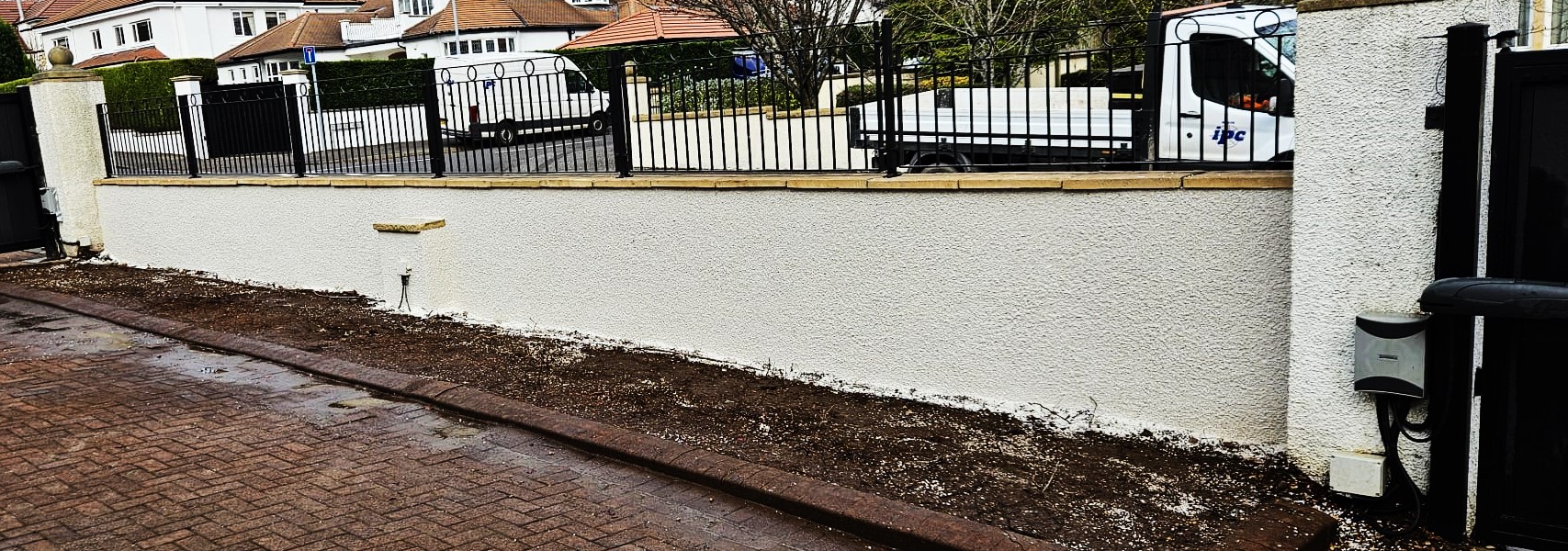 Insulation Edinburgh under fresh coat on perimeter wall