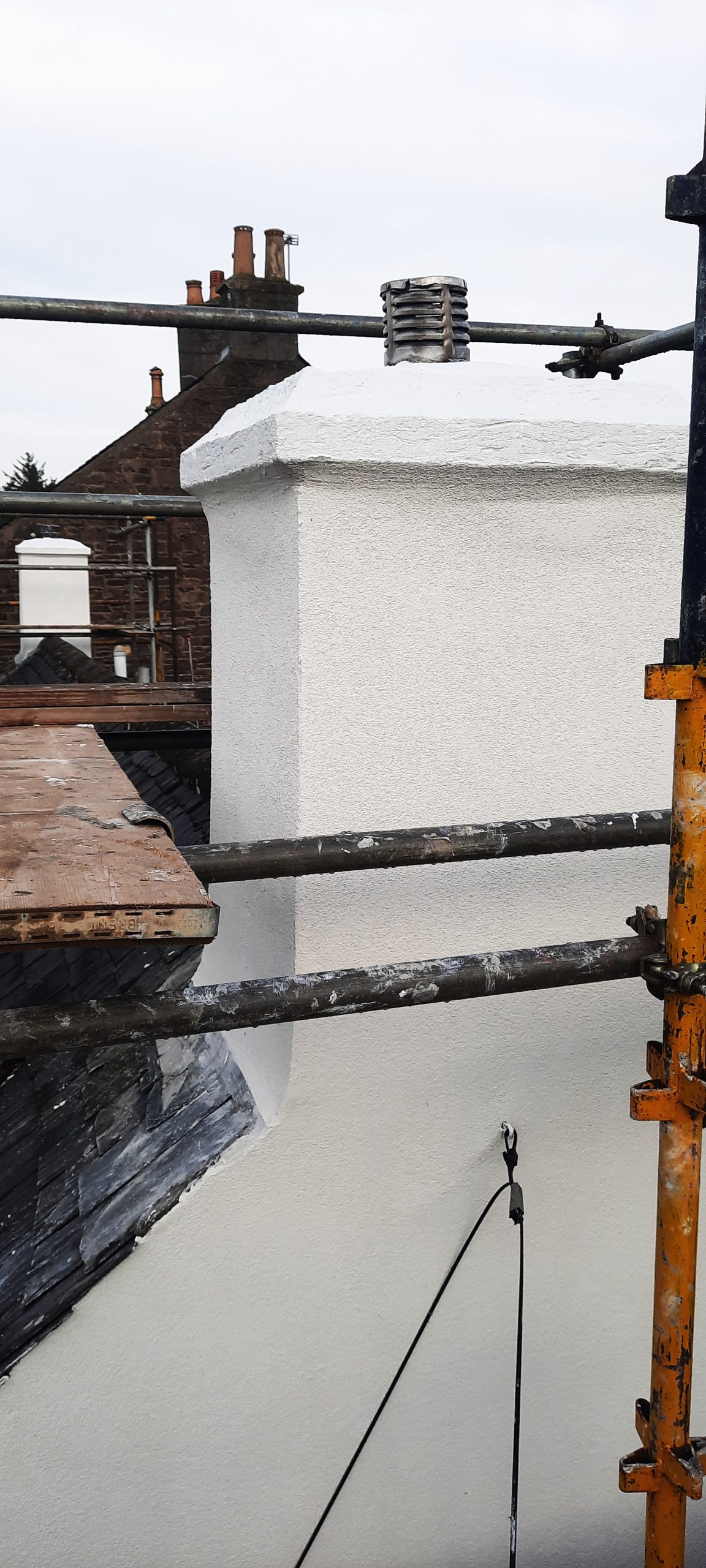 roughcast render Edinburgh applied to smooth column